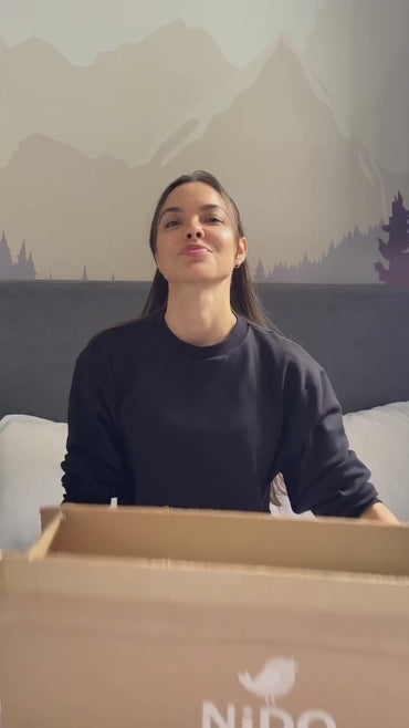 Cliente Nido usando a Lousa Magnética Azul